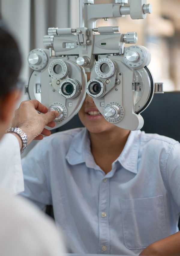 close-up-machine-that-use-to-measure-eyesight-and-for-eye-care-of-children.jpg close-up-machine-that-use-to-measure-eyesight-and-for-eye-care-of-children.jpg